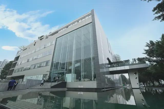 投影仪龙头攻入汽车赛道pg电子中国70亿成都(图6)